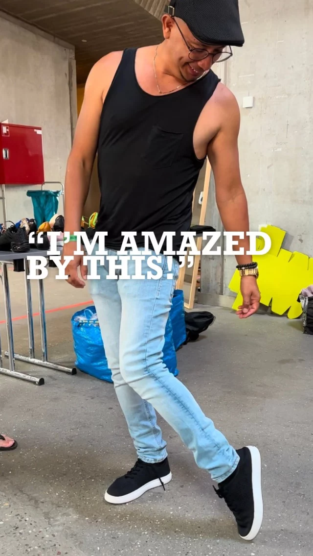 “I’m amazed by this!”🤩

We brought our soles and test shoes to a Nordic Dance Festival and the people trying on our testshoes with the Movem soles on were blown away!

You slide and spin so much better with them and it saves you knee injury for sure.

You simply buy the sole and bring it with your favourite shoes to a cobbler who wil glue it on with special glue, or you buy the soles and the service from us and send uss your shoes and you will get them back, as new.

Dance inside, outside, on wood, gravel, throw them in the washer!

Made with an italian component so they will last super long.

Make your dancing more comfortable with @movemdancingshoes