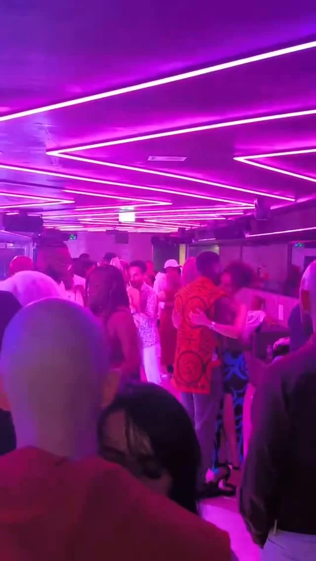 Coming up on Thursday in Paris!! 🛥️🙌✨💃🕺🥳🔥

KIZ BOAT PARTY!!!

Did you miss the Kiz Boat Party in Paris last week?

Well, there is a new chance on Thursday! 🥳

English version below
Grande terrasse ouverte et salle Climatisée. 
Possibilité de danser en plein air. 
La soirée idéale pour danser, chiller et passer un bon moment. 

📝Programme :

20h - Ouverture de la Péniche - FREE SOCIAL 
21h00- 💃🏽🕺🏽Cours Kizomba Fusion Evolutif
22h00 -🎊🎉 Soirée jusqu’à 2h30 du matin (GhettoZouk, UrbanKiz , Tarraxinha , Tarraxo)

🎧Line up :

💥DJ Le GRAND Ti WOSH @legrand_tiwosh 
💥DJ ICHIGO @djichigodancer 
💥DJ KINANE-K @kinanekey 
💥DJ JOIS @annajois 

Workshops:
 
💥21H - HARVEY REDDINGTON & EMILIA KUMLIN — Kizomba fusion @harvey_reddington_official & @emiliakumlin 

lien cover personnalisé : https://twibbo.nz/kizboatparty2025

EN: 
After the first edition on May 29, we’re doing it again at the same location!

Large open-air terrace and air-conditioned indoor room.
Possibility to dance outdoors.
The perfect night to dance, relax, and enjoy good vibes.
FREE PARKING

📝 Program:

8:00 PM – Boat opens – FREE SOCIAL & WARM UP VIBES
9PM – 💃🏽🕺🏽 Kizomba Fusion class
10 PM – 🎉🎊 Party until 2:30 AM (Ghetto Zouk, UrbanKiz, Tarraxinha, Tarraxo)

🎧 Line-up:

💥 DJ Le GRAND Ti WOSH
💥 DJ ICHIGO
💥DJ KINANE-K
💥DJ JOIS

Workshops :

💥9PM -HARVEY REDDINGTON & EMILIA KUMLIN—  Kizomba Fusion 

Addresse: 🛳️ - 6 Quai Jean Compagnon - Ivry-sur-Seine

@pariskizombasummer